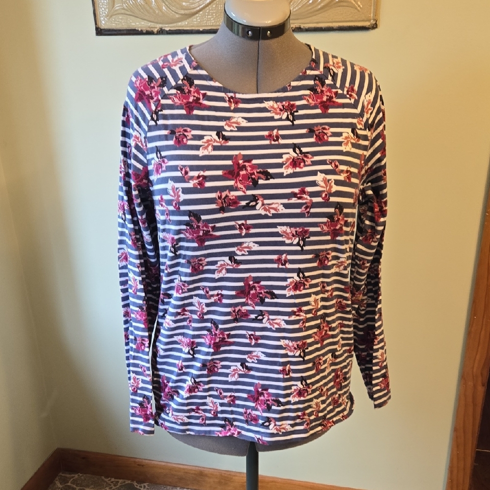 NWOT L Striped Floral Top Trespass